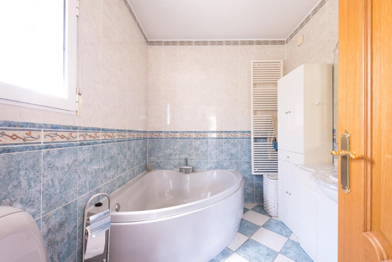 Villa Bruges Busot 3 Bath 3 Bed 坎佩略 外观 照片